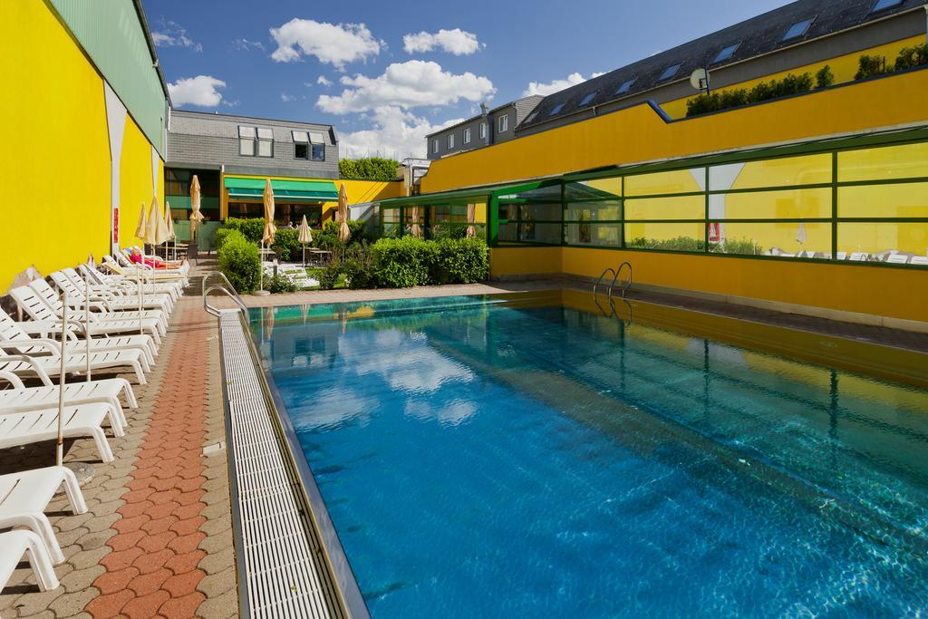 Vienna Sporthotel Viena Exterior foto